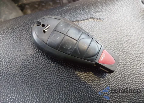 2016 Chrysler Town & Country Touring z USA, uszkodzony, nr VIN 2C4RC1BG5GR29898